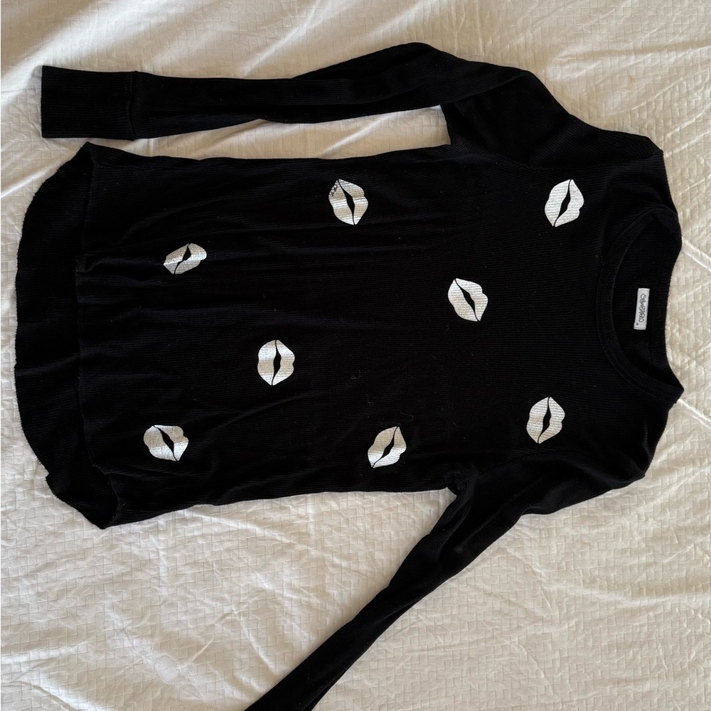 Black Long Sleeve Top with Lip Print